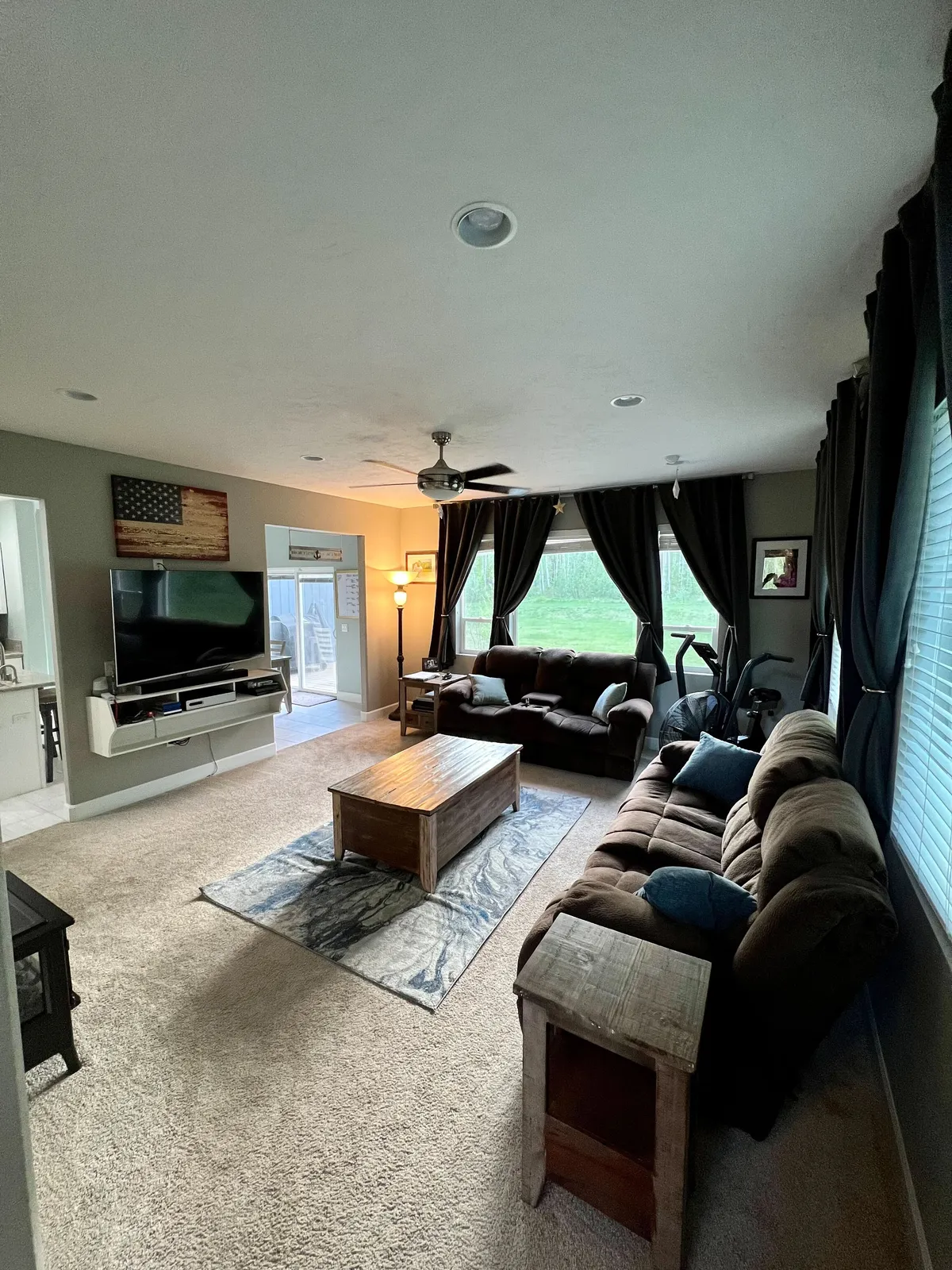 This home in Wasilla was cleaned to perfection.